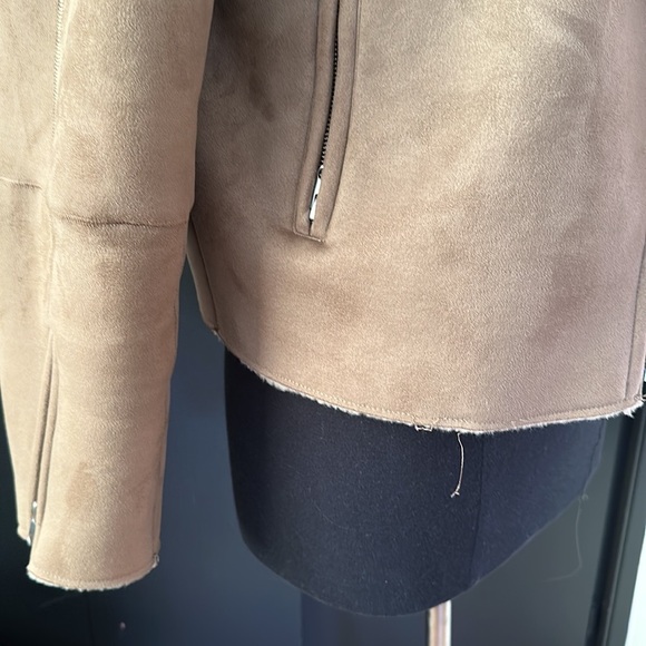 Zara Suede-like Bomber Jacket with Sherpa Lining - Picture 6 of 11